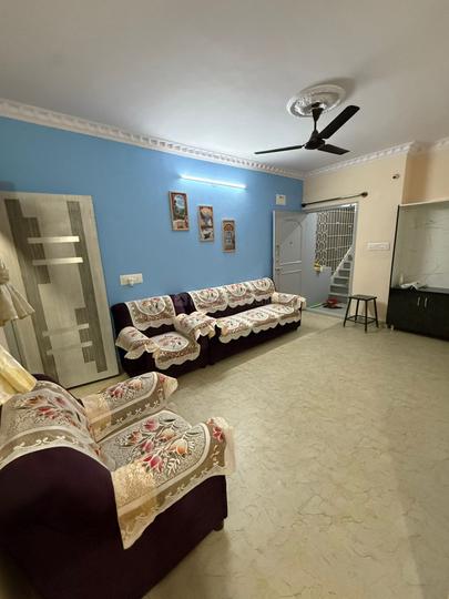 Shesha Bhanu Residency Bedroom 1