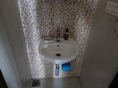 Bathroom Image of 590 Sq.ft 1 BHK Apartment / Flat for sale in Lodha Palava Primia E To J, Palava Phase 2 Thane for Rs. 3500000