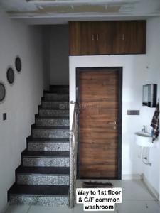 Hall Image of 1000 Sq.ft 3 BHK Duplex for rent in Barbodhan Surat for Rs. 14000