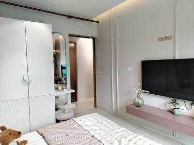 Bedroom Image of 1300 Sq.ft 3 BHK Apartment / Flat for sale in Mahindra Ivylush Tower C And Tower D, Kharadi Annex Pune for Rs. 15000000