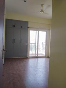 Bedroom Image of 835 Sq.ft 2 BHK Apartment / Flat for rent in NBCC Golf Homes, Noida Extension Greater Noida for Rs. 17000