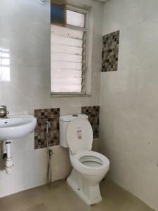 Common Bathroom Image of 364 Sq.ft 1 BHK Apartment / Flat for sale in Mahindra Happinest Kalyan, Bhiwandi Thane for Rs. 3500000