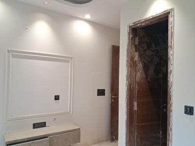 Bedroom Image of 1000 Sq.ft 3 BHK Builder Floor for sale in Paschim Vihar New Delhi for Rs. 18500000