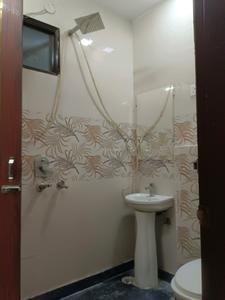 Common Bathroom Image of 1100 Sq.ft 3 BHK Builder Floor for sale in Sector 23 Rohini New Delhi for Rs. 15500000