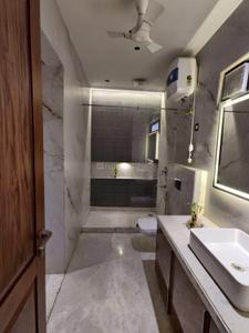 Image of 1900 Sq.ft 3 BHK Builder Floor for sale in Kirti Nagar, New Delhi for Rs. 40000000