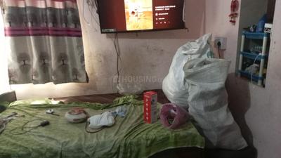 Bedroom Image of 220 Sq.ft 1 RK Builder Floor for rent in Anand Vihar New Delhi for Rs. 10000