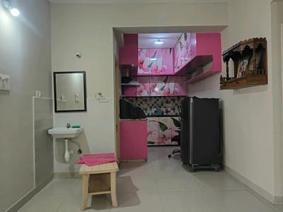 Dining Area Image of 1006 Sq.ft 2 BHK Apartment / Flat for rent in Whitefield Bengaluru for Rs. 40000