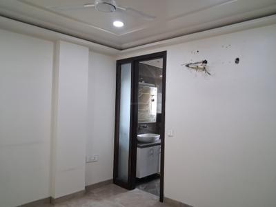Bedroom Image of 1350 Sq.ft 3 BHK Builder Floor for rent in Paschim Vihar New Delhi for Rs. 50000