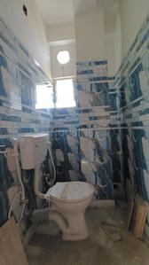 Bathroom Image of 470 Sq.ft 1 BHK Apartment / Flat for rent in Keshtopur Kolkata for Rs. 7800