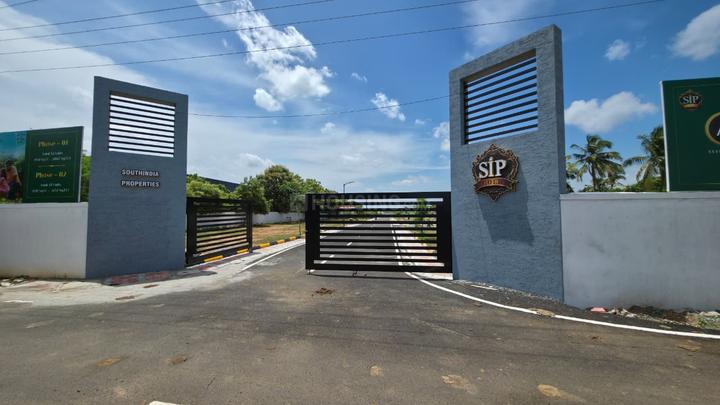 Kumuzhi R.F. Main Image 1