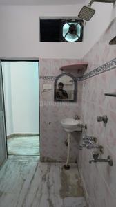 Bathroom Image of 1000 Sq.ft 2 BHK Independent House for rent in Kalyanpur Kanpur for Rs. 15000