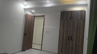 Bedroom Image of 2000 Sq.ft 4 BHK Apartment / Flat for rent in Sector 104 Noida for Rs. 56000