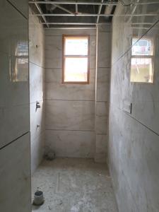 Common Bathroom Image of 1180 Sq.ft 3 BHK Apartment / Flat for sale in Shalimar Garden Ghaziabad for Rs. 8450000