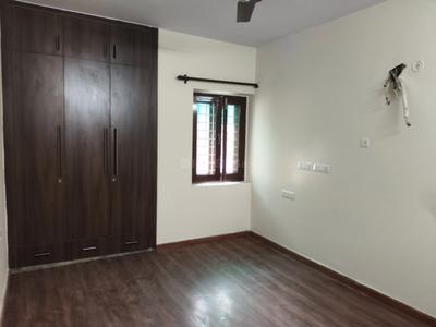 Bedroom Image of 1700 Sq.ft 3 BHK Apartment / Flat for rent in DDA Flats Sarita Vihar, Sarita Vihar New Delhi for Rs. 57000