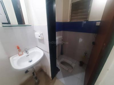 Bathroom Image of 657 Sq.ft 1 BHK Apartment / Flat for sale in Shah KK Anjelica, Rahatani Pune for Rs. 5500000