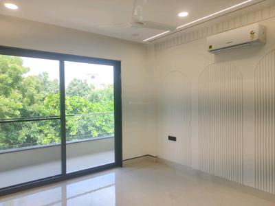 Bedroom Image of 3150 Sq.ft 4 BHK Builder Floor for sale in Sector 46 Faridabad for Rs. 41000000