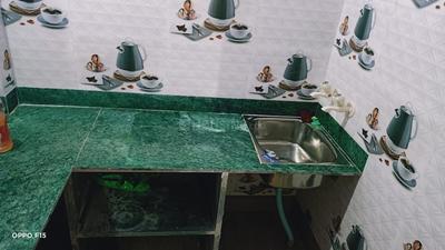 Kitchen Image of 900 Sq.ft 1 BHK Independent House for rent in Kanchrapara North 24 Parganas District for Rs. 7500