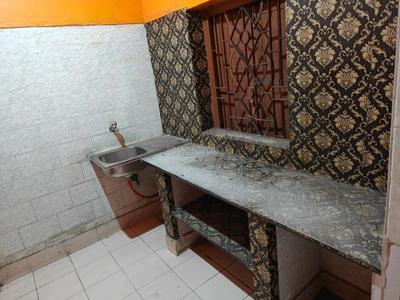 Kitchen Image of 900 Sq.ft 2 BHK Builder Floor for rent in Dunlop Kolkata for Rs. 10000