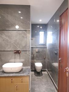 Common Bathroom Image of 1620 Sq.ft 3 BHK Builder Floor for sale in BPTP District 3, Sector 85 Faridabad for Rs. 16500000