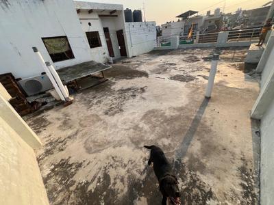 Balcony Image of 1296 Sq.ft 8 BHK Independent House for sale in Lohamandi Agra for Rs. 13500000