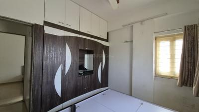 Bedroom Image of 1300 Sq.ft 2 BHK Apartment / Flat for rent in Sardarnagar Bhavnagar for Rs. 25000