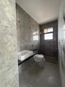 Bathroom Image of 4660 Sq.ft 4.5 BHK Apartment / Flat for sale in Gokhale Anusha, Erandwane Pune for Rs. 110000000