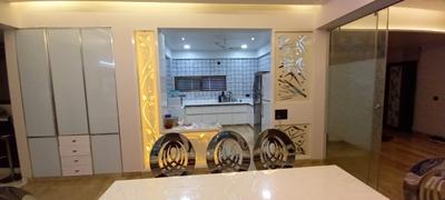 Bedroom Image of 2700 Sq.ft 4.5 BHK Apartment / Flat for rent in Bhadaj Ahmedabad for Rs. 120000