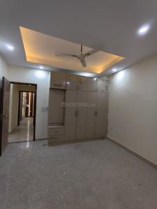 Bedroom Image of 1650 Sq.ft 4 BHK Apartment / Flat for rent in JMD V And V Homes, Sector 73 Noida for Rs. 26000