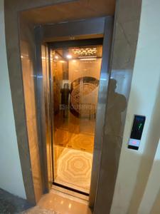 Lift Image of 900 Sq.ft 2 BHK Builder Floor for rent in Ramesh Nagar New Delhi for Rs. 34000