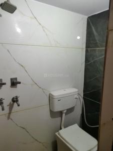 Bathroom Image of 2100 Sq.ft 3 BHK Builder Floor for rent in Sector 28 Faridabad for Rs. 28000