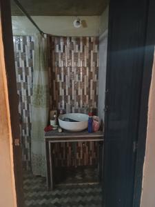 Bathroom Image of 2000 Sq.ft 3.5 BHK Independent House for sale in Sodepur Kolkata for Rs. 7000000