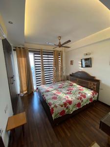 Bedroom Image of 1850 Sq.ft 3 BHK Apartment / Flat for sale in Omaxe Royal Residency, Thakkarwal Ludhiana for Rs. 13500000