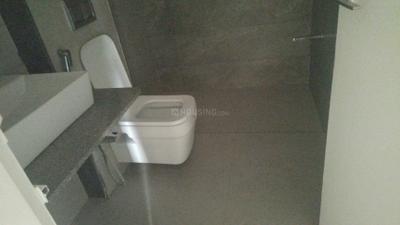Bedroom Image of 1800 Sq.ft 3 BHK Apartment / Flat for rent in Satyamev Serene, Gota Ahmedabad for Rs. 45000