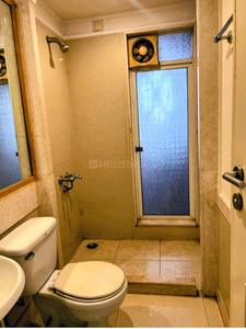 Bathroom Image of 1130 Sq.ft 2.5 BHK Apartment / Flat for sale in Hiranandani Meadows, Thane West Thane for Rs. 25000000
