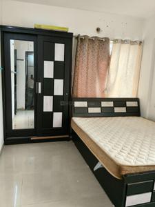 Bedroom Image of 645 Sq.ft 2 BHK Apartment / Flat for rent in Kumbare Fusion City, Kondhawe-Dhawade Pune for Rs. 20000