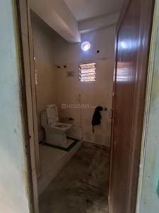 Bathroom Image of 940 Sq.ft 2 BHK Apartment / Flat for sale in Airport Gate no. 1 Kolkata for Rs. 4000000