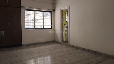 Bedroom Image of 3000 Sq.ft 6 BHK Builder Floor for sale in Jodhpur Park Kolkata for Rs. 32000000