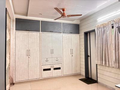 Bedroom Image of 1250 Sq.ft 3 BHK Independent House for sale in Rameshbhai Vallabhbhai Savani 743 747, Garden City Ankleshwar for Rs. 750000