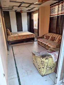 Bedroom Image of 1250 Sq.ft 3 BHK Apartment / Flat for sale in GH 14 DDA MIG, Paschim Vihar New Delhi for Rs. 12500000