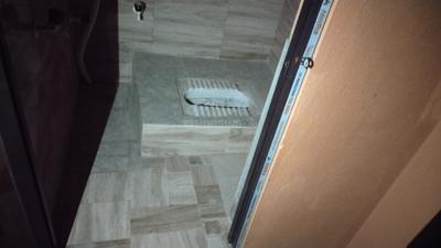 Bathroom Image of 500 Sq.ft 1 RK Apartment / Flat for rent in Phulwari Sharif Patna for Rs. 2000