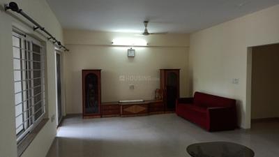 Living Room Image of 1300 Sq.ft 2 BHK Apartment / Flat for rent in Kumar Picasso Tower A B1 B2 E O1 O2, Hadapsar Pune for Rs. 37000