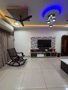 Hall Image of 1225 Sq.ft 2 BHK Apartment / Flat for rent in Darshanam Central Park, Sayajiganj Vadodara for Rs. 30000