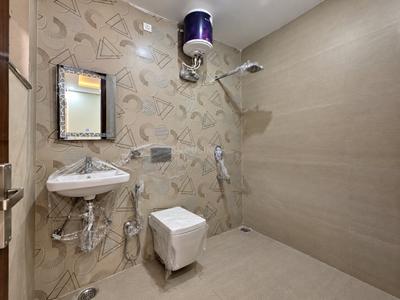 Bathroom Image of 2400 Sq.ft 3 BHK Independent House for sale in Sahastradhara Road Dehradun for Rs. 16500000