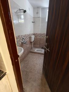 Bathroom Image of 1600 Sq.ft 3 BHK Apartment / Flat for rent in Shiv Aangan Twin Towers, Bawadiya Kalan Bhopal for Rs. 20000
