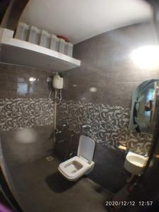 Bathroom Image of 675 Sq.ft 1.5 BHK Apartment / Flat for sale in Vihang Valley, Kasarvadavali Thane for Rs. 6500000