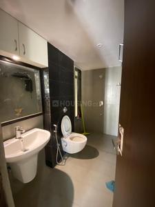 Bathroom Image of 950 Sq.ft 2 BHK Apartment / Flat for sale in Lodha Splendora Platino B, Thane West Thane for Rs. 9000000