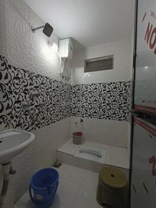 Bathroom Image of 600 Sq.ft 1 BHK Builder Floor for rent in Kamri Marg Ujjain for Rs. 10000