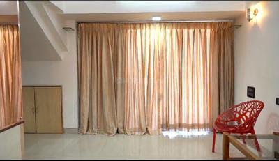 Living Room Image of 2000 Sq.ft 4 BHK Apartment / Flat for sale in Thane West Thane for Rs. 40000000