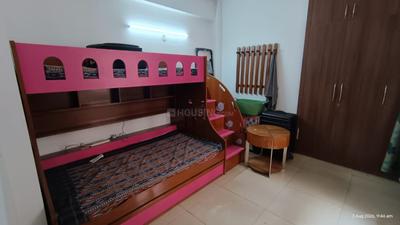 Bedroom Image of 1500 Sq.ft 3.5 BHK Apartment / Flat for rent in Skytech Matrott, Sector 76 Noida for Rs. 37000