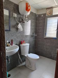 Bathroom Image of 1114 Sq.ft 3 BHK Apartment / Flat for sale in Jaypee Kosmos, Sector 134 Noida for Rs. 12500000